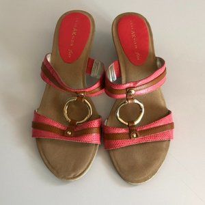 Ann AK Klein iflex coral/gold/brn W Sz 7M. Hardly worn, comfy, near perfect used